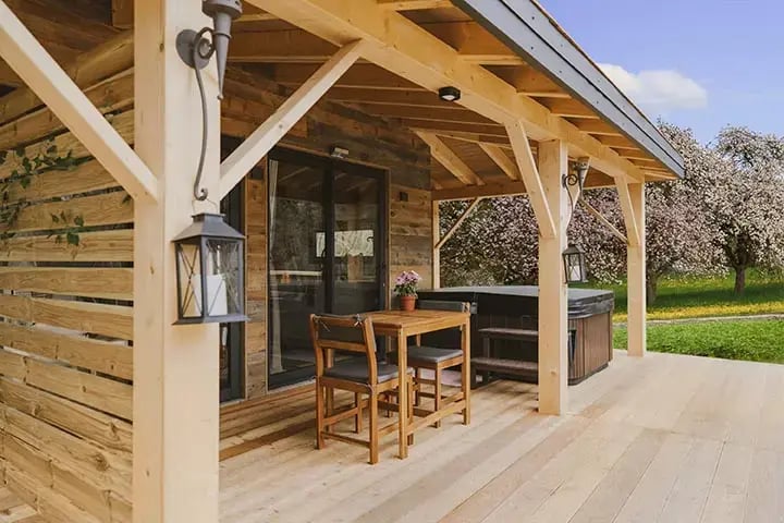Cabane du Pecheur Blick auf die Terrasse
