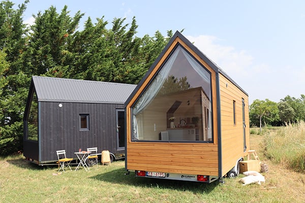 quadrapol-nid-luxe-meleze-bois-brule-min