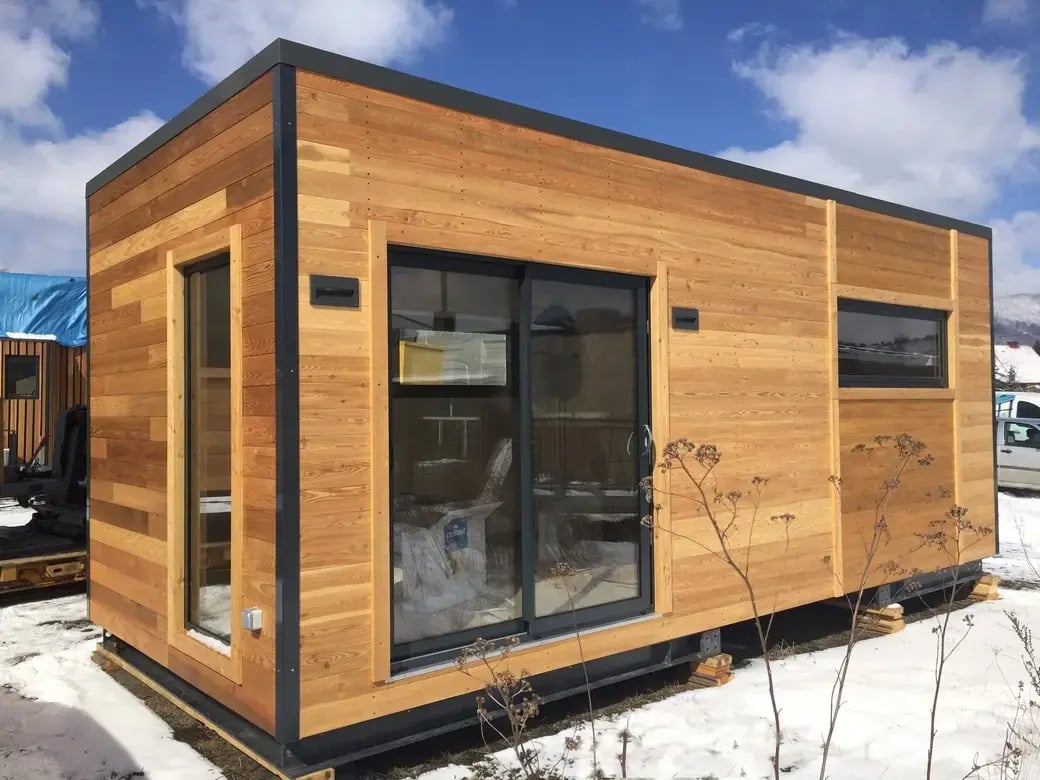 Studio Twenty Lodge outside view