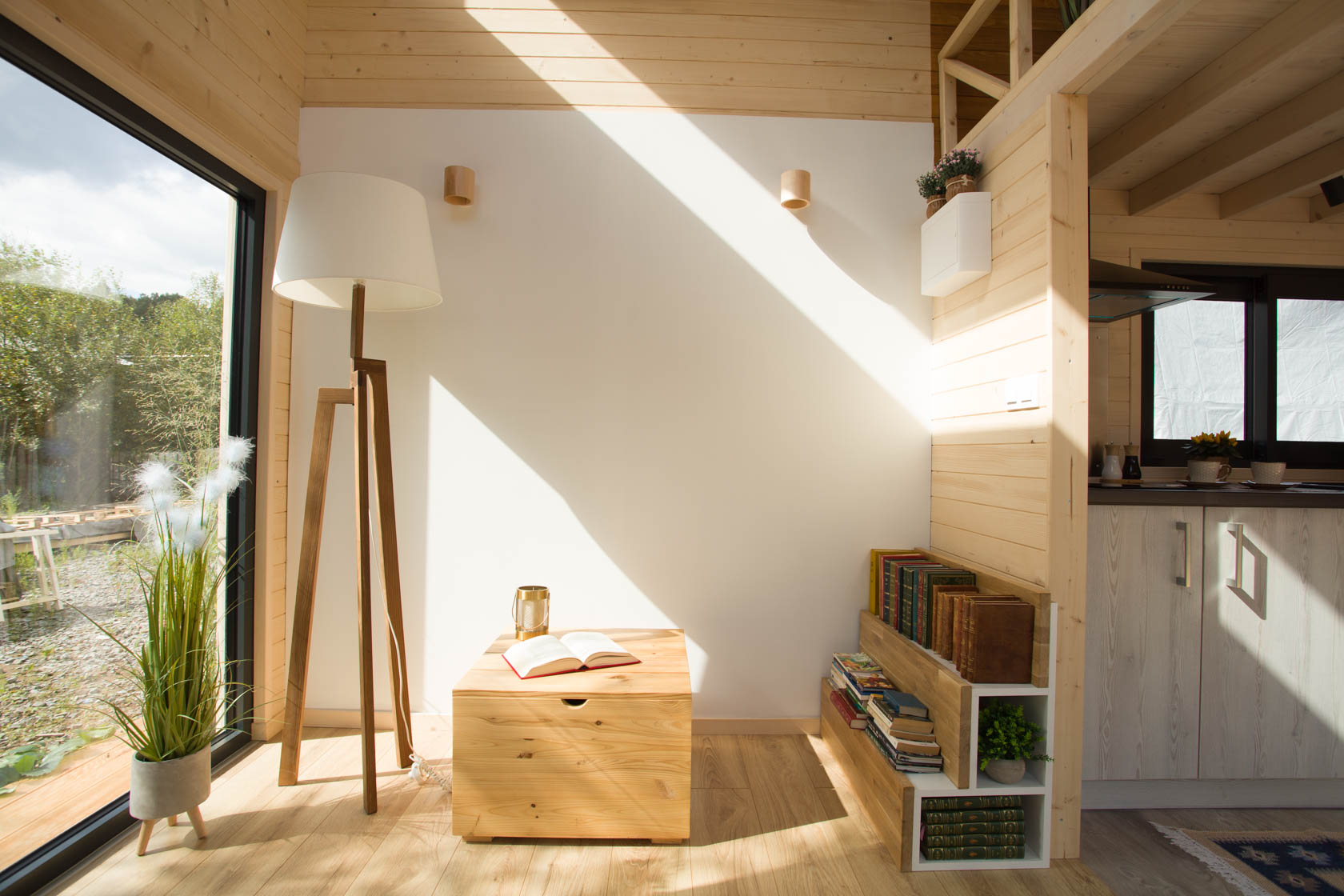 petite maison en bois quadrapol studio de jardin 30m kube salon lumineux