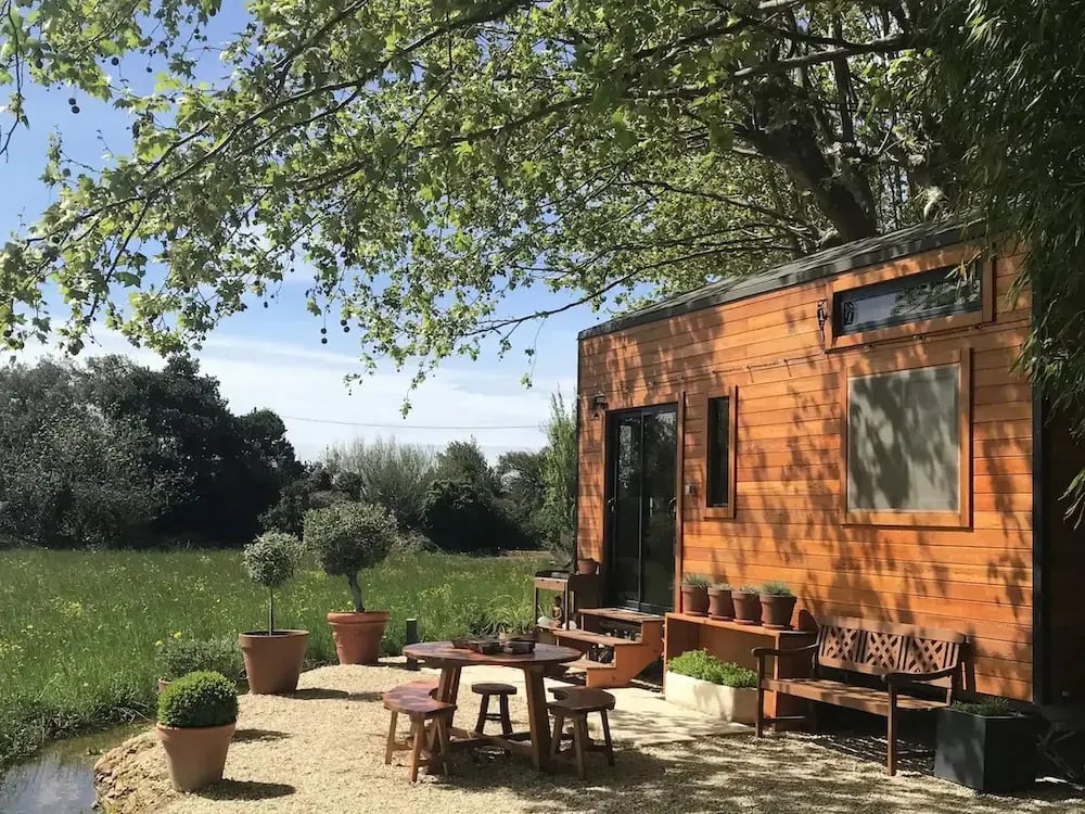 Tiny House Colibri Exterieur Arbre