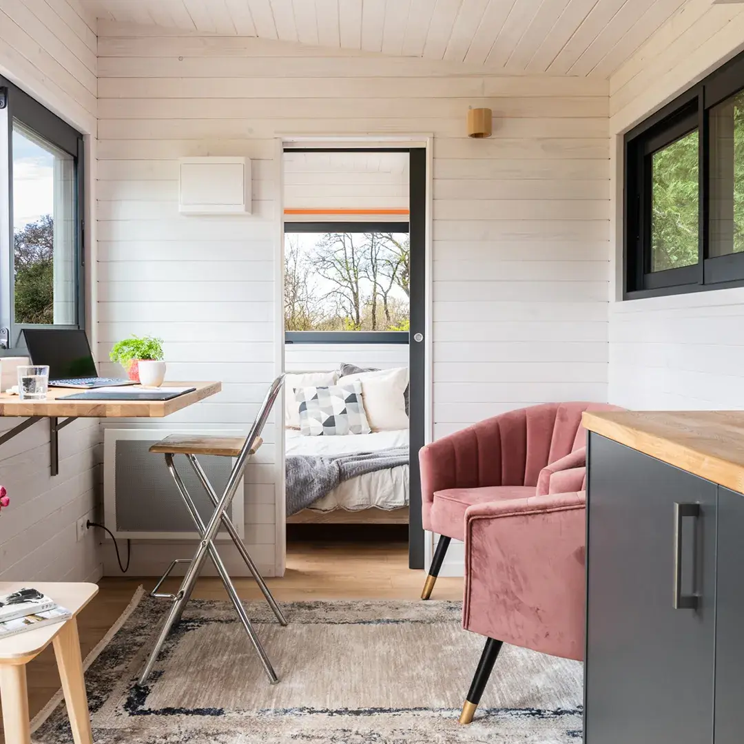 Tiny house Capucine intérieur vue salon et chambre