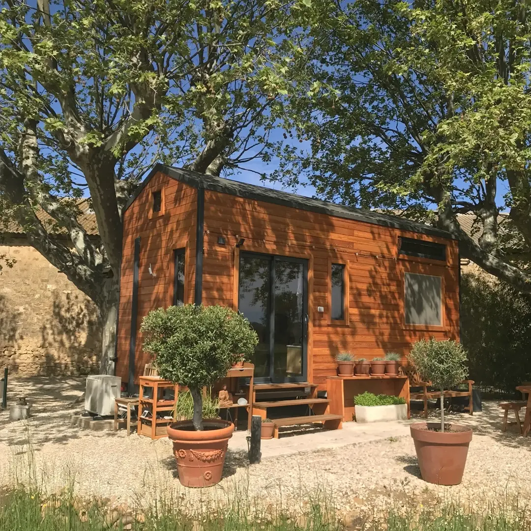 Tiny House Colibri sous les arbres