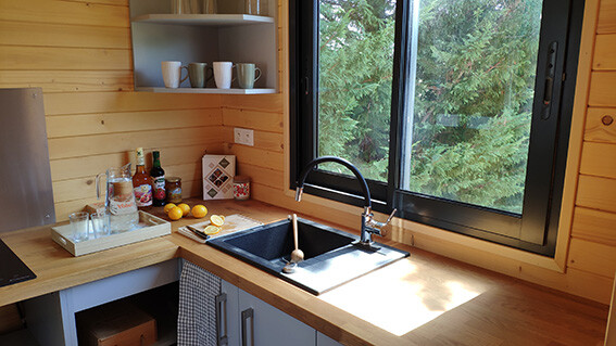Tiny House Colibri intérieur cuisine équipée