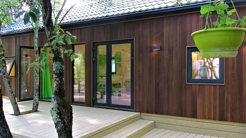 chalet en bois kota exterieur terrasse