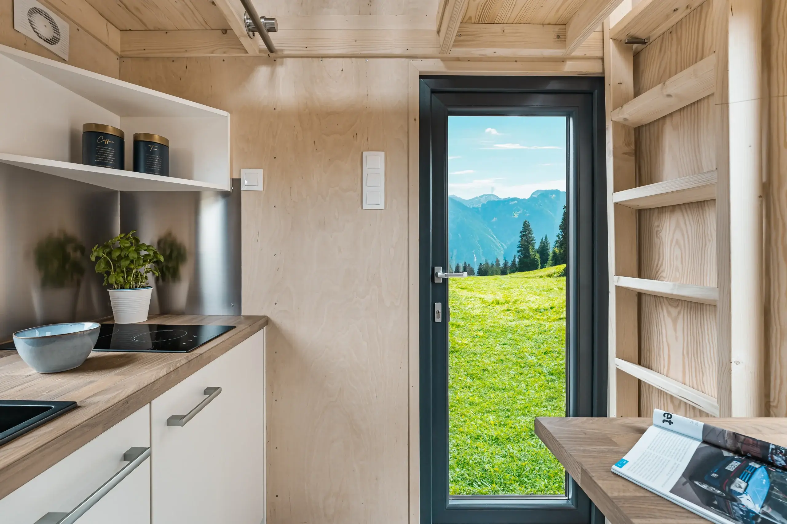 La Ruche Interieur cuisine fenetre