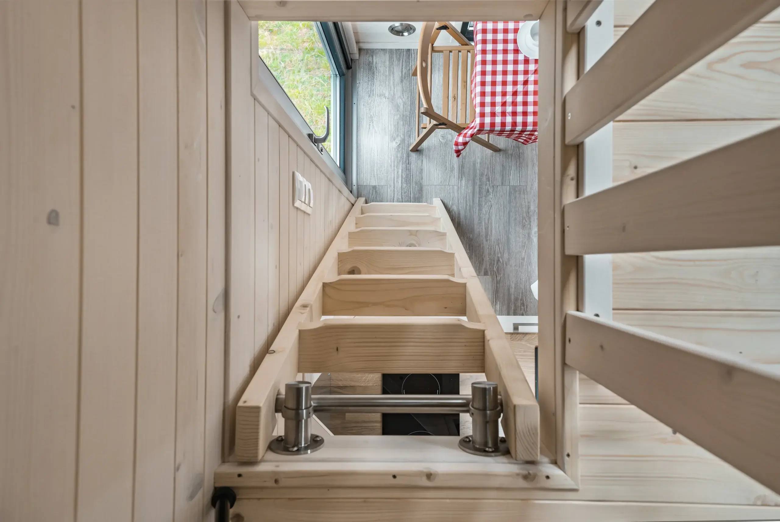 La Ruche interieur escalier