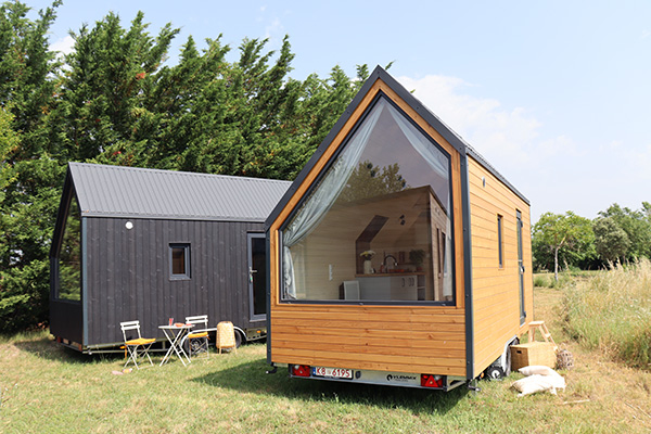quadrapol-nid-luxe-meleze-bois-brule-min