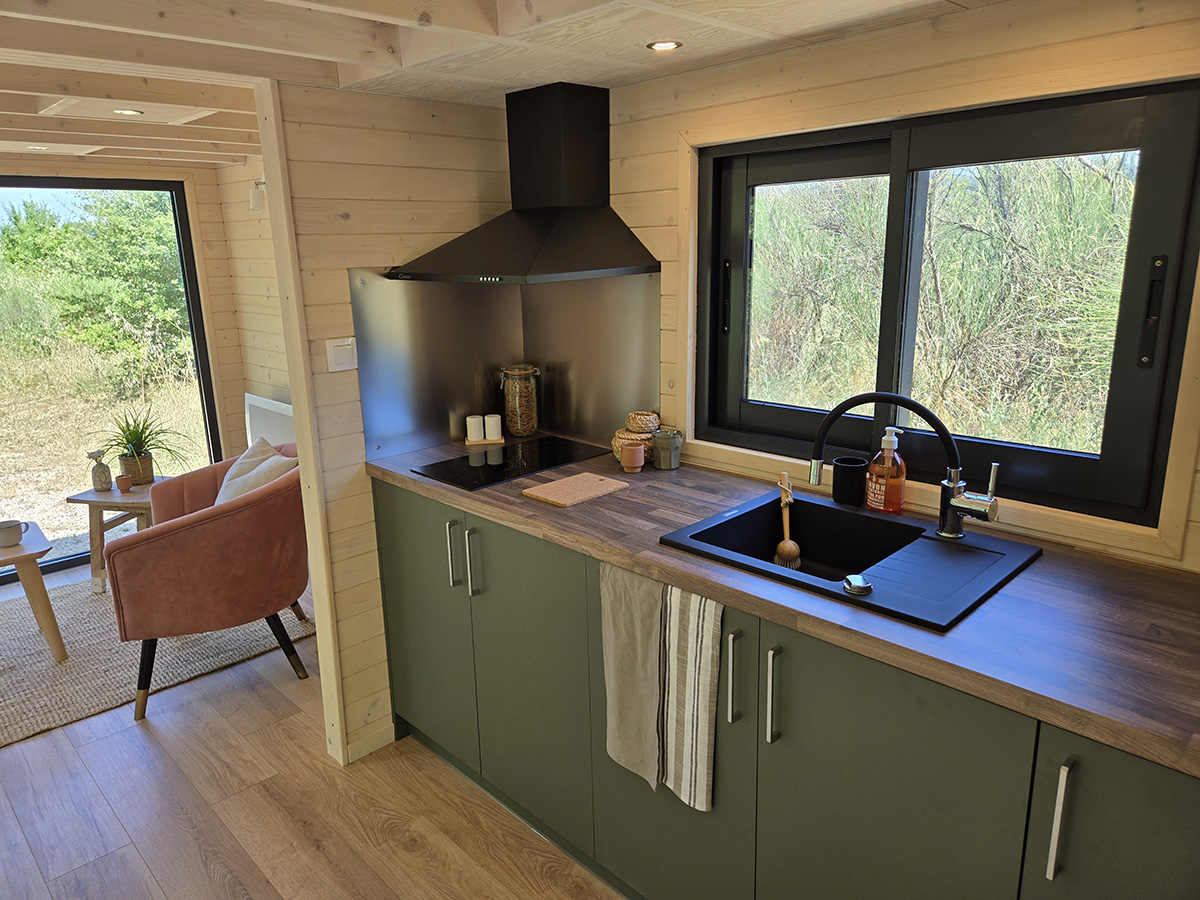 quadrapol studio 35m2 loft papillon cuisine et salon