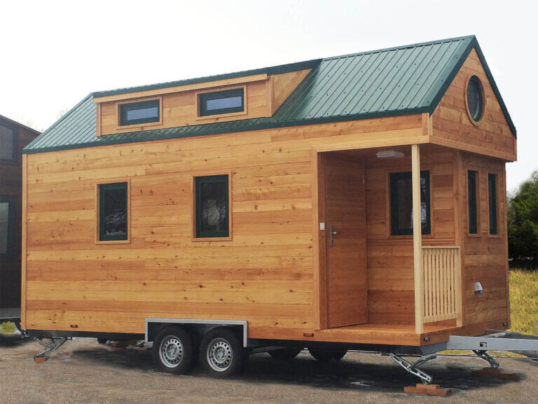 testLa Tiny House aux allures de chalet miniature.